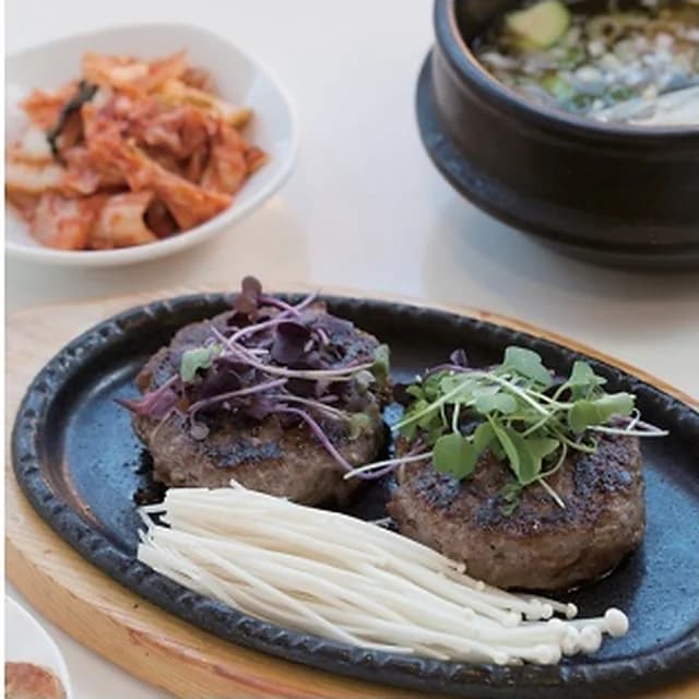 Makan Restaurant