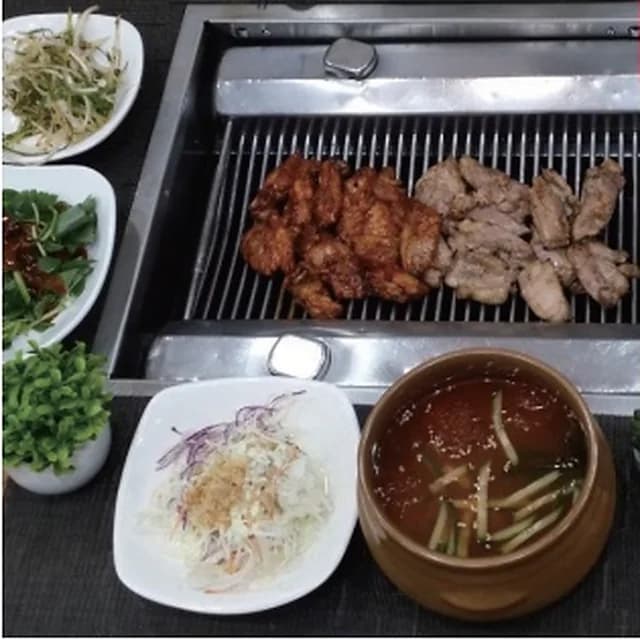 Chuncheon Wonjo Sutbul Dakgalbi