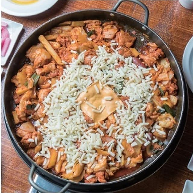 Ildossi Dakgalbi Bangbae Branch